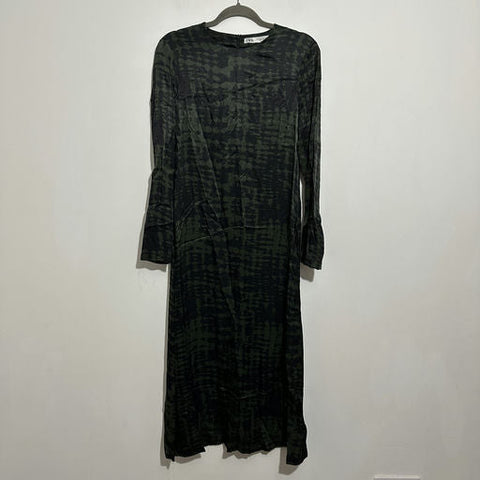 Zara Ladies Black Fit Flare Dress Size M Medium Polyester Midi Green